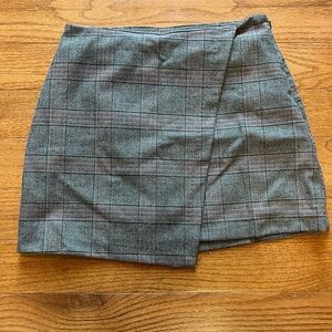 Old Navy Gray Checkered Mini Skirt